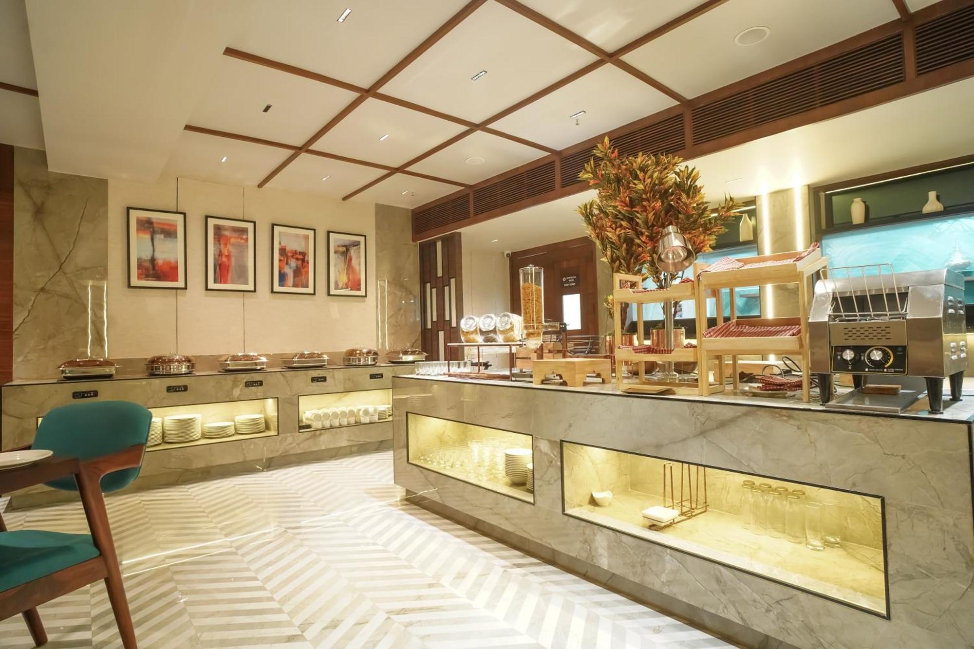 Ishaan Sarovar Portico Deoghar Esterno foto