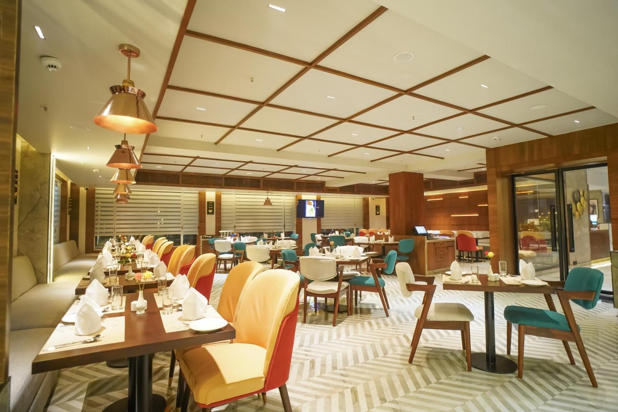 Ishaan Sarovar Portico Deoghar Esterno foto