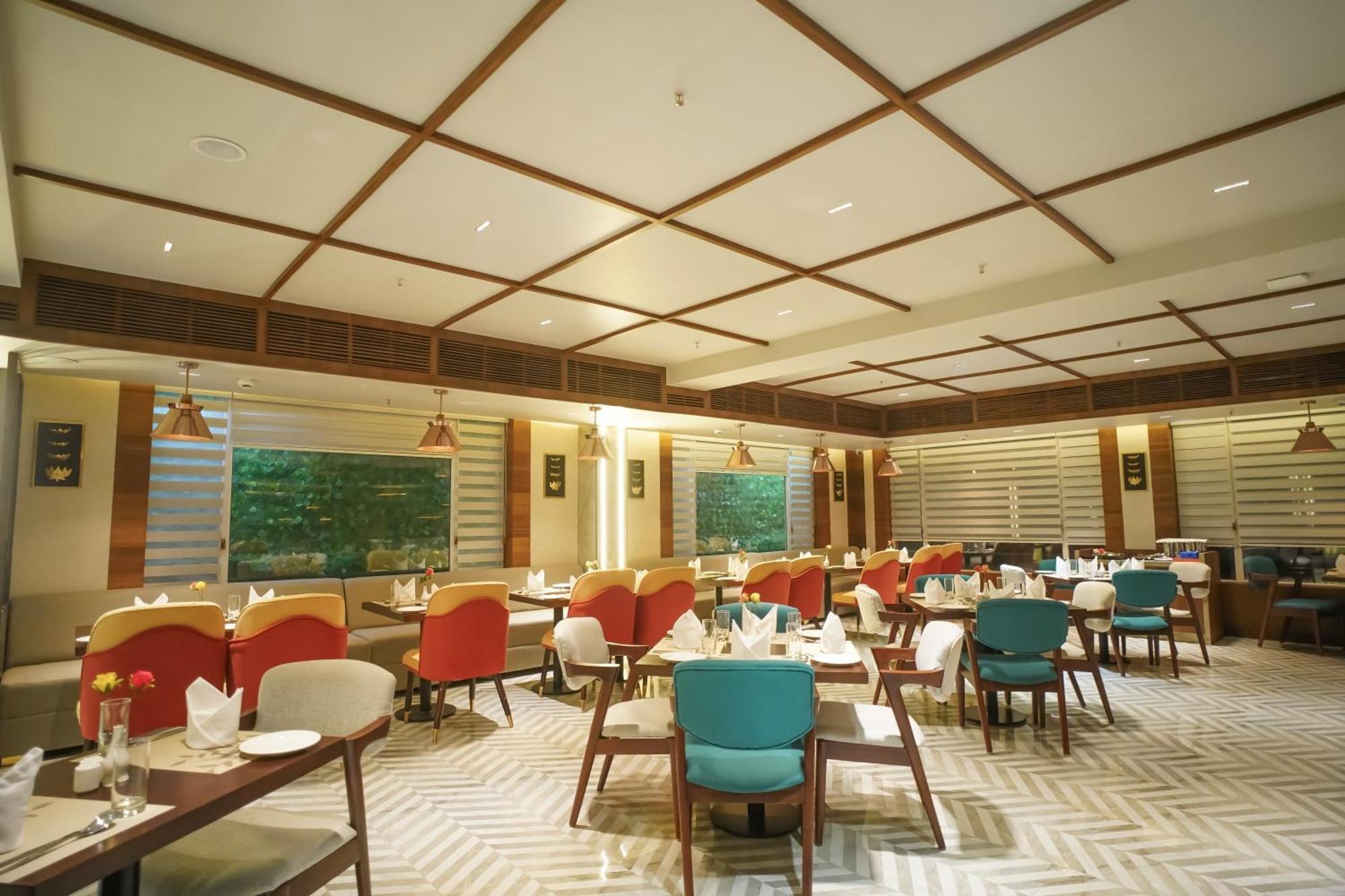 Ishaan Sarovar Portico Deoghar Esterno foto